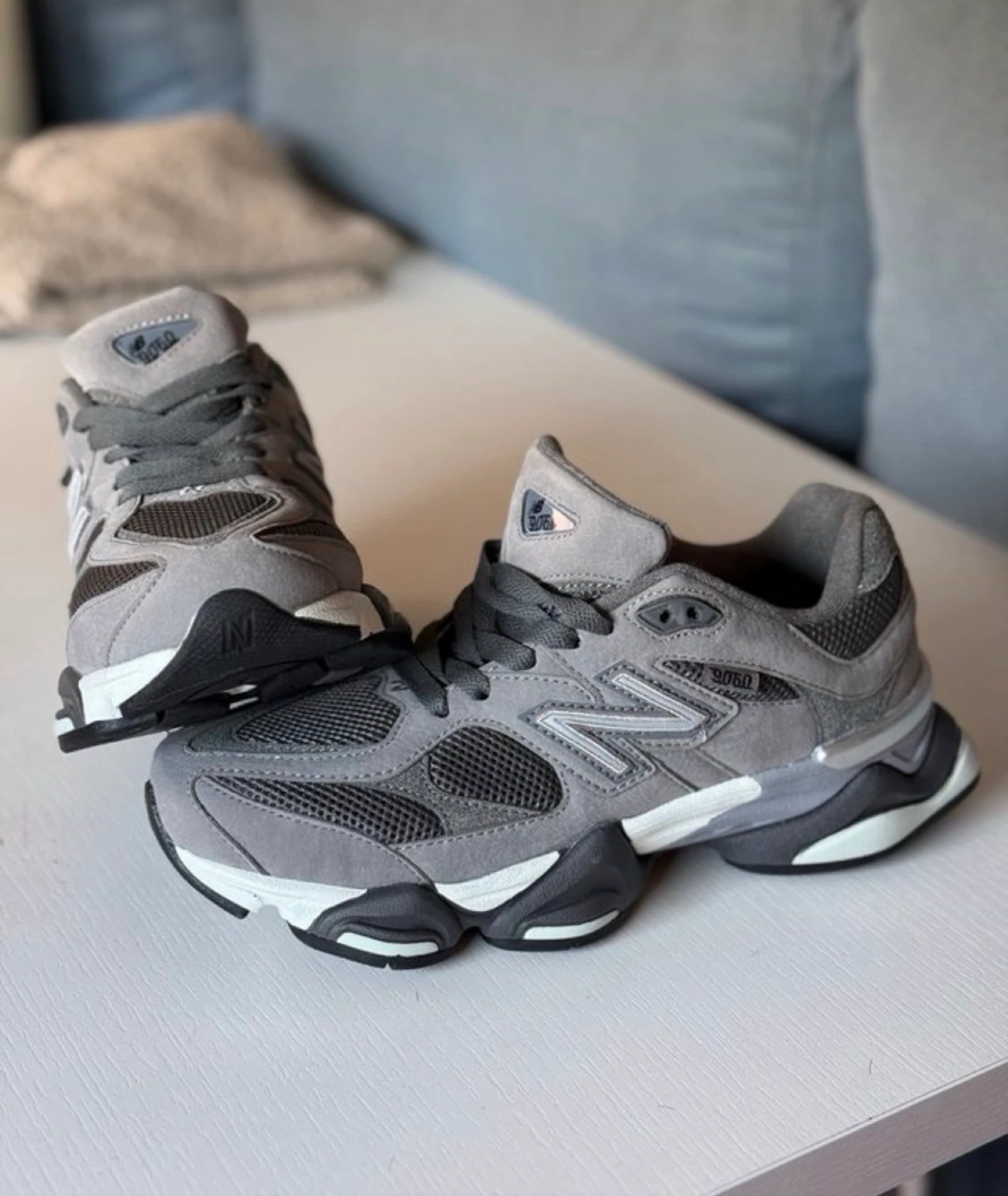 New Balance Gris 9060 – photo 2